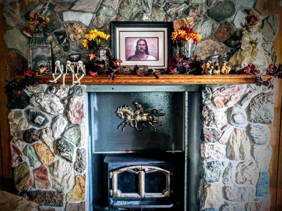Three Bears Inn Сент-Энтони Экстерьер фото